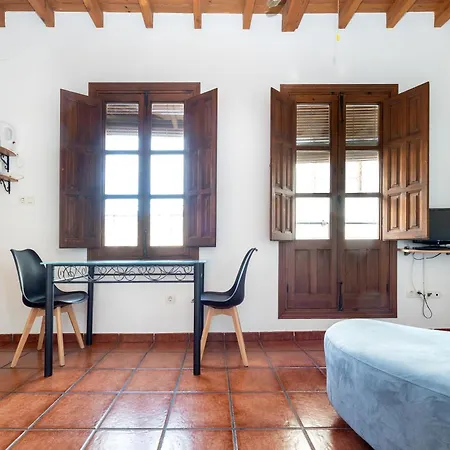 Alhambra View Nest Apartment *